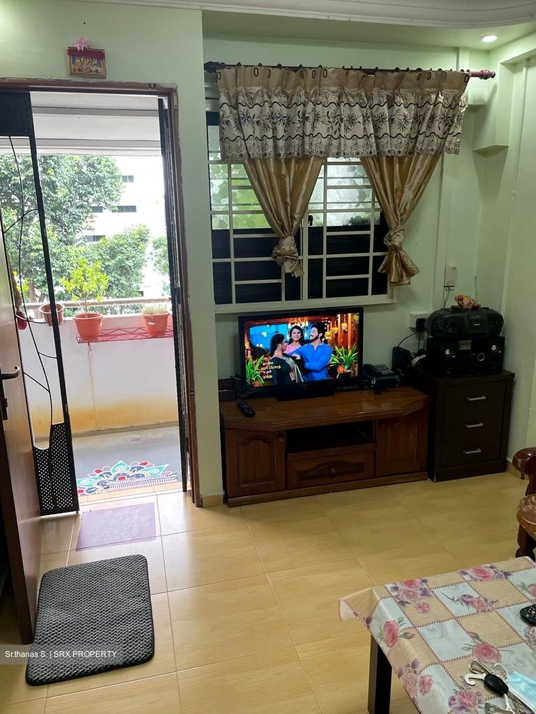 Teck Whye Lane (Choa Chu Kang), HDB 3 Rooms For Rent 97303881